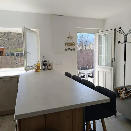 Prázdninový dům Maison Agreable Aux Pieds Des Sources De La Drome Valdrome